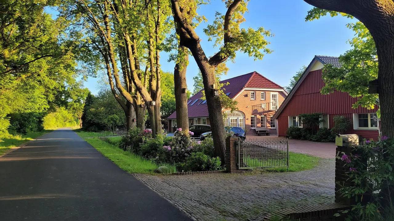 Ganze Ferienwohnung, Ferienwohnung für 2 Personen in Westerstede in Westerstede, Ammerland