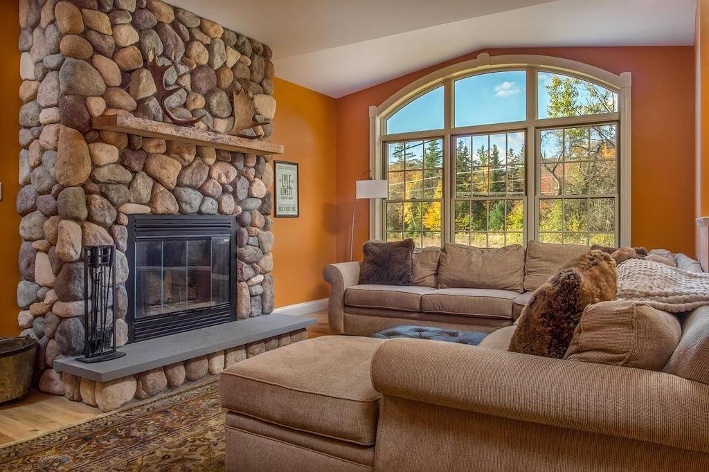 Brownie- Comfy Modern Ranch Home w/Hot Tub in Newry, Sunday River