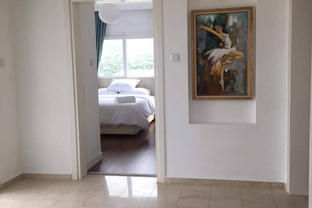 5-bedroom villa with private swimming pool and incredible mountain & beach views in Northern Cyprus