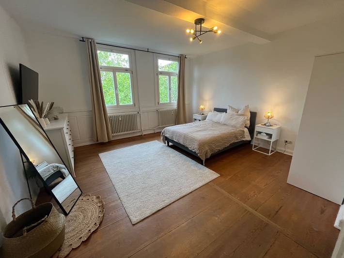 Entire apartment, Apartment "Charmante Altbauwohnung" close to City Centre in Erlangen, Franconia