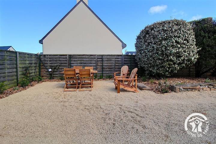 Gîte pour 4 personnes, avec Terrasse et Vue dans Plage Saint-Guirec - 3