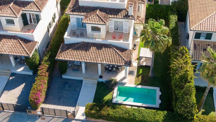 Ferienhaus für 10 Personen, mit Pool und Garten, kinderfreundlich in Alcúdia