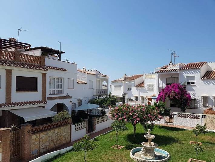 Chambre d’hôte pour 2 personnes, avec piscine ainsi que jardin et vue, animaux acceptés à Nerja - 2