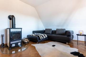 Ferienwohnung für 6 Personen, mit Garten und Ausblick sowie Sauna in Leipzig