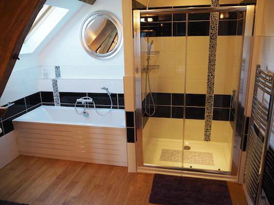 Gîte pour 2 personnes, avec jardin ainsi que vue et piscine, animaux acceptés à Saint-Pardoux-Corbier - 4