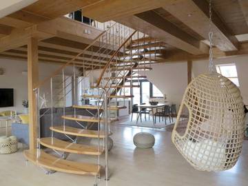 Gîte pour 8 personnes, avec jacuzzi et balcon à Plzeň