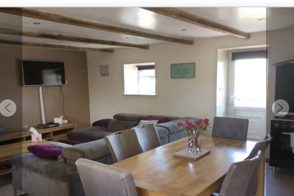 Attractive cottages in a quiet hamlet, close to beautiful sandy beaches in Plurien, Côte d’Émeraude