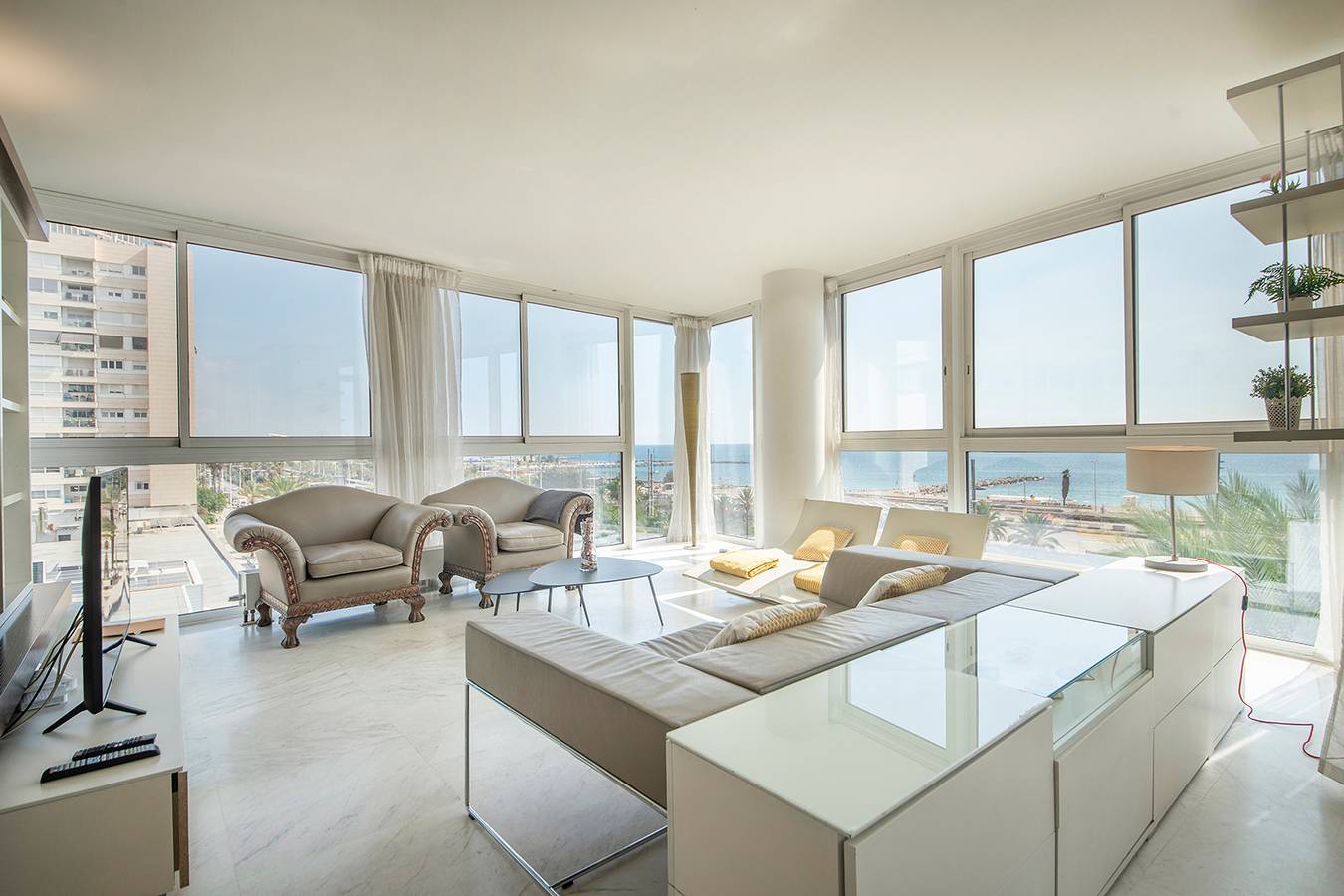 Appartement entier, Appartement de vacances pour 6 personnes avec balcon in Playa Barcelona, Barcelone