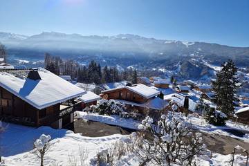 Gîte pour 5 personnes, avec balcon et jardin à Verchaix