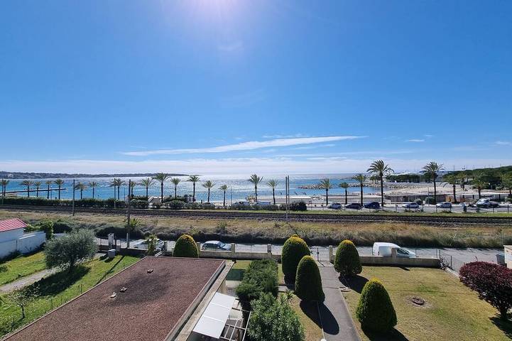 Holiday rental for 4 people, with balcony in Golfe-Juan