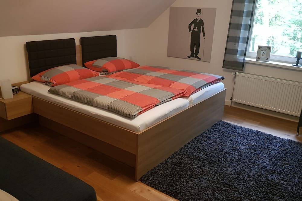 Ganze Wohnung, Große Ferienwohnung, ruhig, auf Bauernhof mit Ponys und Pferden, Nähe Dümmer See in Holdorf, Osnabrücker Land