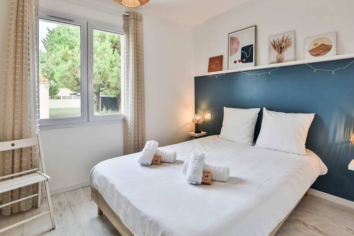 Location de vacances pour 6 personnes, avec jardin, adapté aux familles dans Plage naturiste (Olonne-sur-Mer) - 4