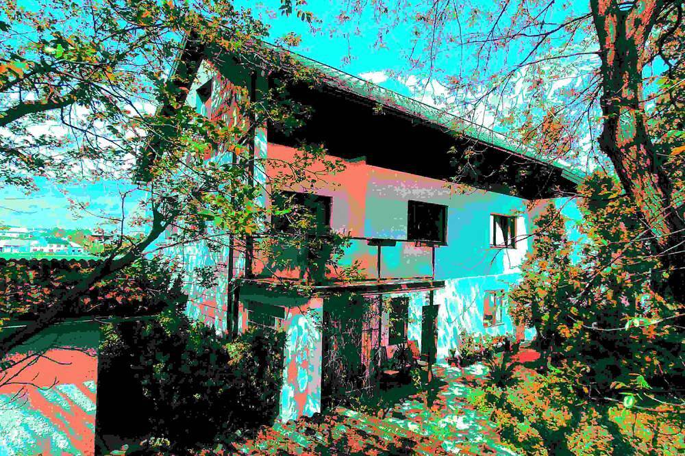 Ganze Wohnung, Zentrumsnahe Unterkunft mit hauseigenem Schwimmteich und herrlichem Schloßblick in Neulengbach, Traisental