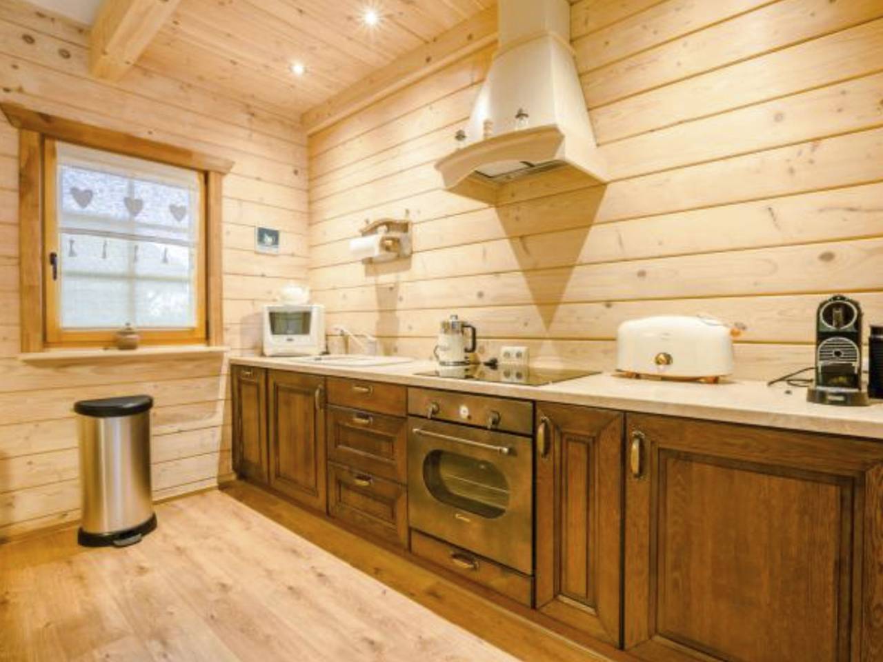 Charmantes Ferienhaus in Dębina mit Offenem Kamin in Machowinko, Garder See (Polen)