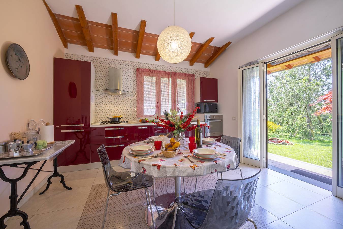 Villa Clara few km from the sea in Strettoia, Pietrasanta