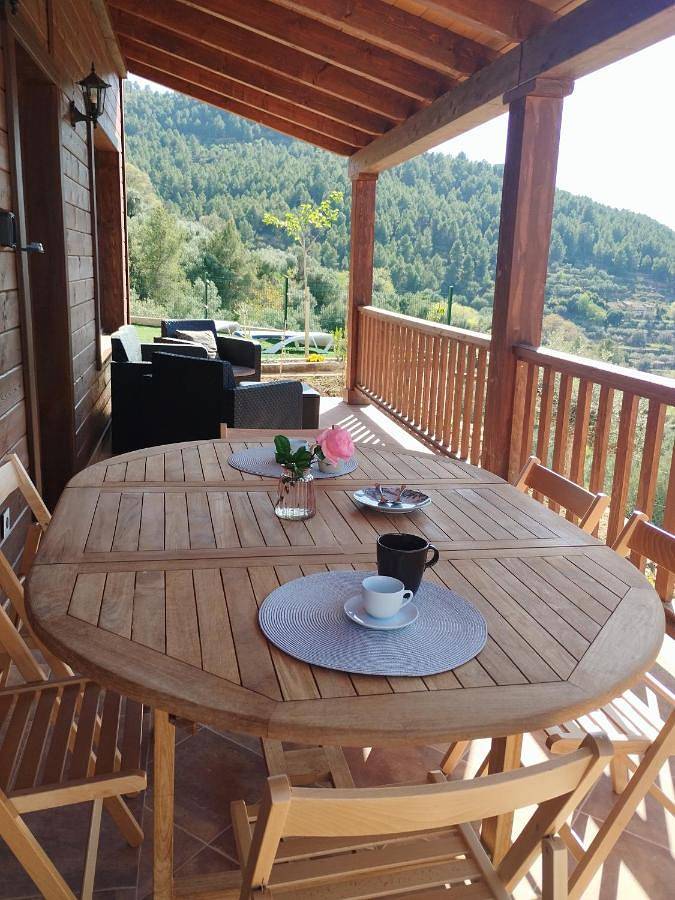 Casa rural para 8 personas, con vistas además de piscina y jardín en Yeste - 4