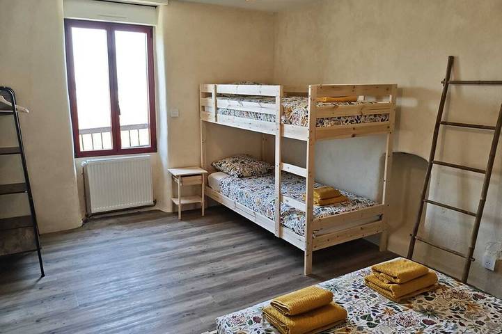 Location de vacances pour 15 personnes, avec jardin à Rosnoën - 3