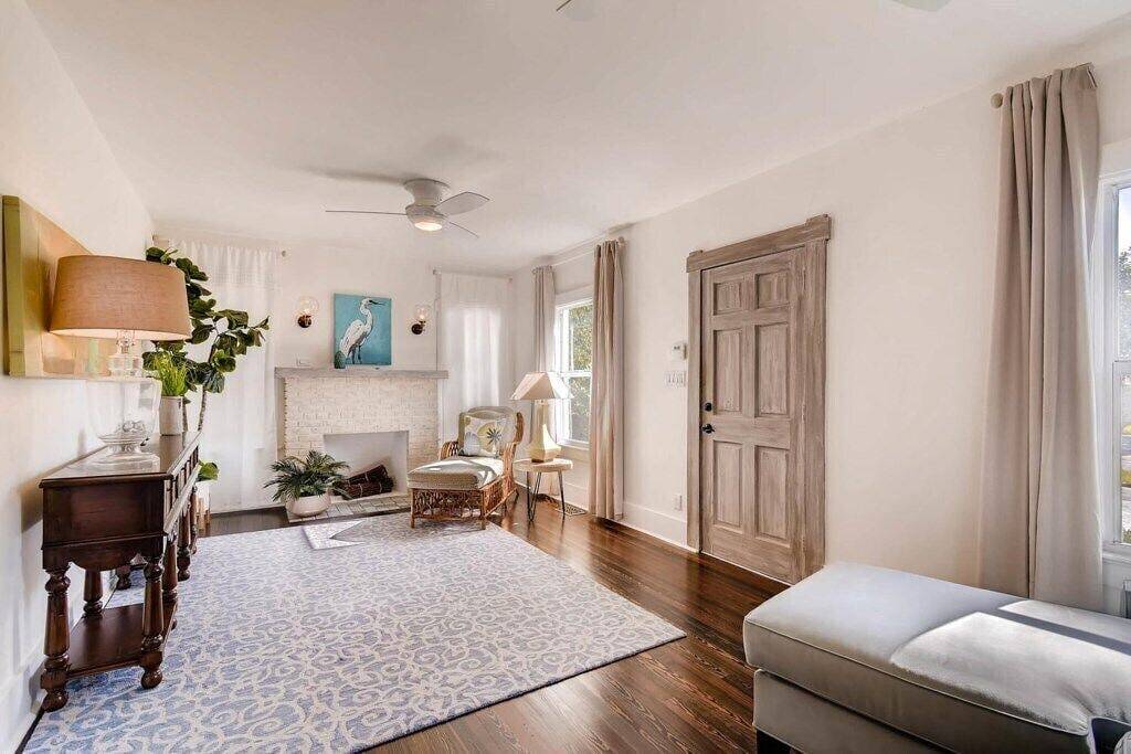 Luxuriöses Ferienhaus mit privatem Pool, nur wenige Minuten vom Strand entfernt in West Palm Beach, Palm Beach County