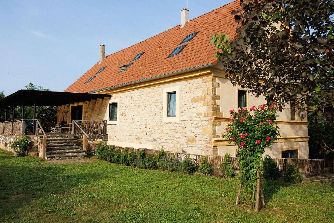 Horní Strakův mlýn in Úštěk, Ústí nad Labem regio