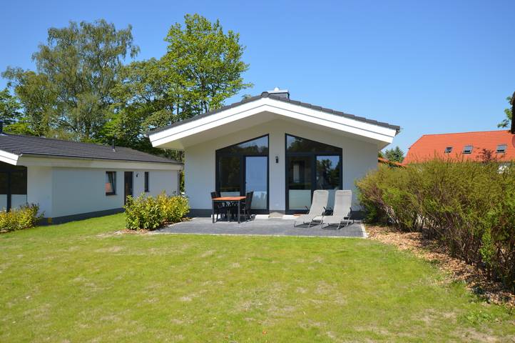 Ferienhaus für 4 Personen, mit Garten und Sauna sowie Terrasse in Staberdorf