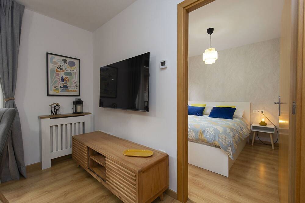 Entire apartment, Casa Real by Bevalle in Escarrilla, Sallent de Gállego