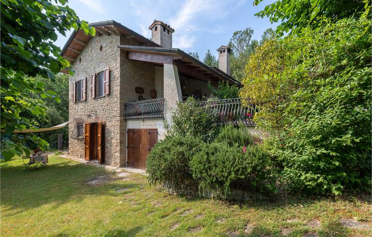 Casa vacanza per 10 persone, con piscina e giardino nonché terrazza - 1