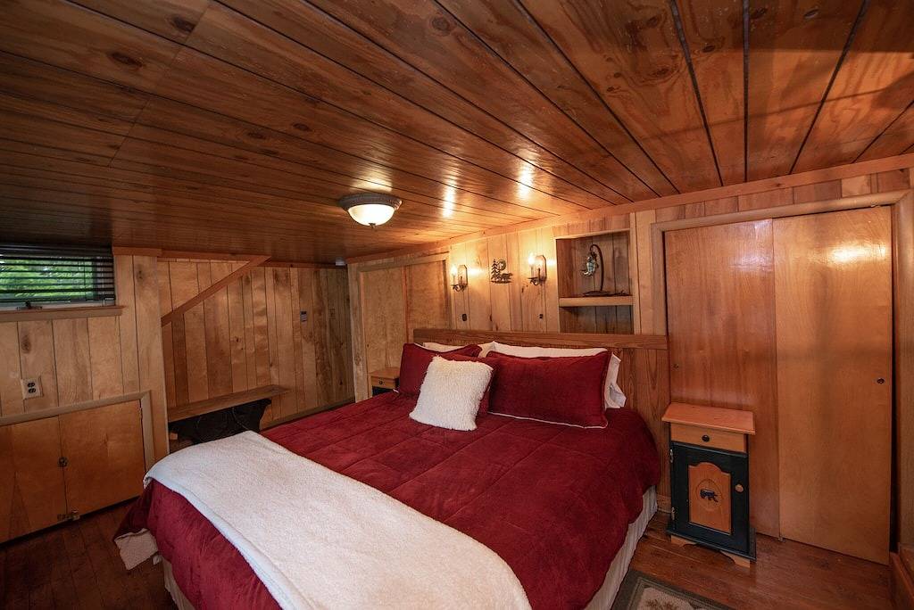 Willow Point - Haus am See mit Außenwhirlpool und eigenem Dock in Deep Creek Lake