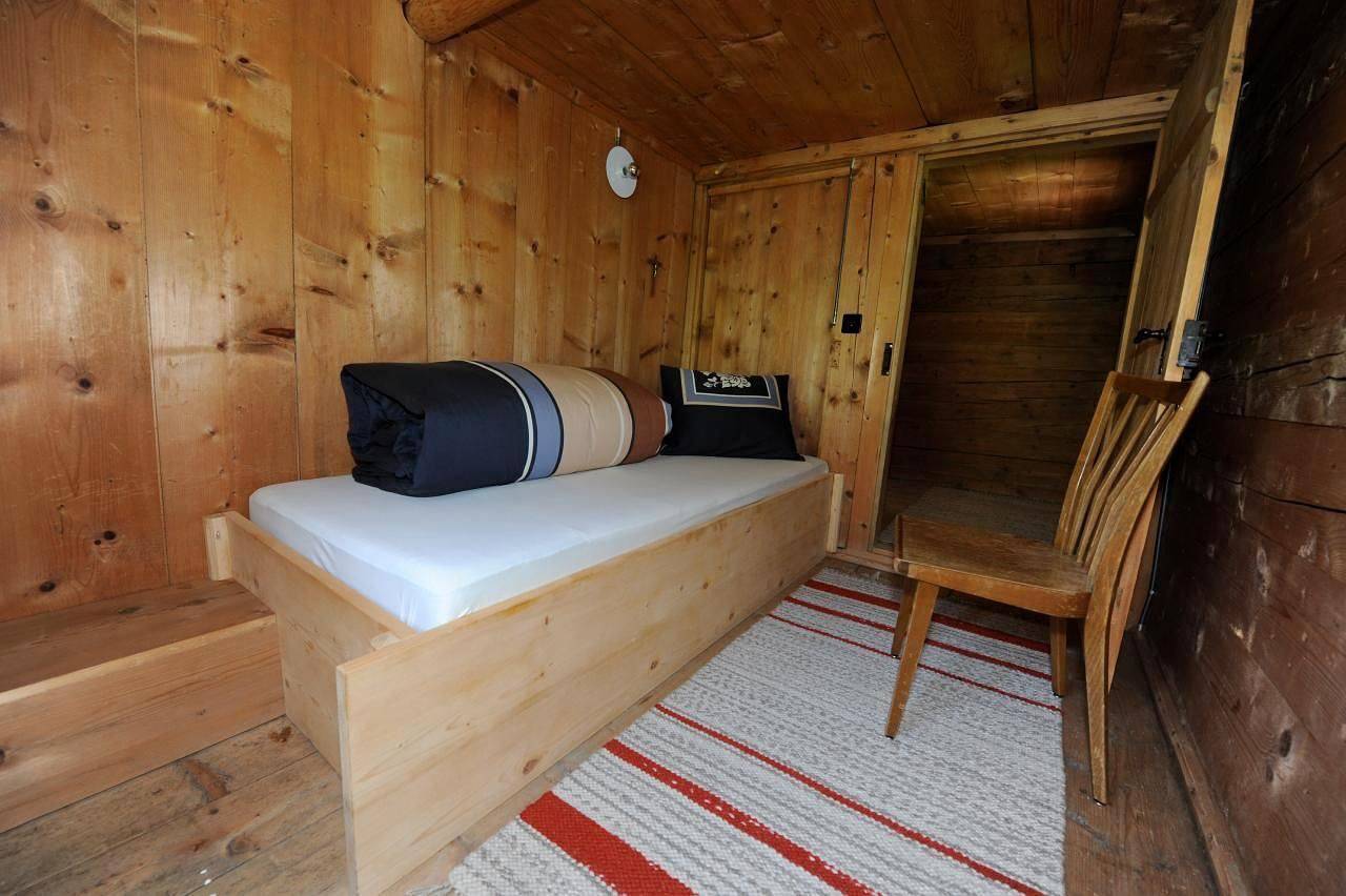 Chalet "Ferienhaus Portas" in Sumvitg, Alpenarena