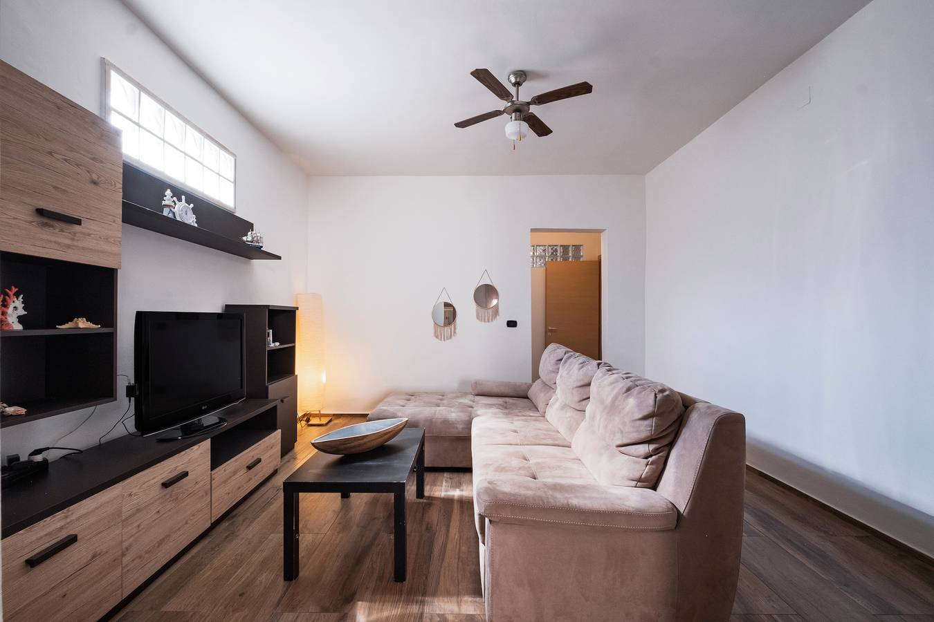 Ferienhaus 'Dimora Porto Dorato' mit Meerblick, Wlan und Klimaanlage in Porto Cesareo, Golf von Tarent