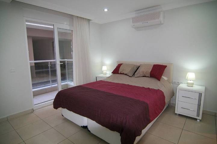 Ganze Wohnung, Tropicana G 2, 3-Bett-Erdgeschosshaus in Ecklage in einer 5-Sterne-Gemeinschaft in Side, Manavgat