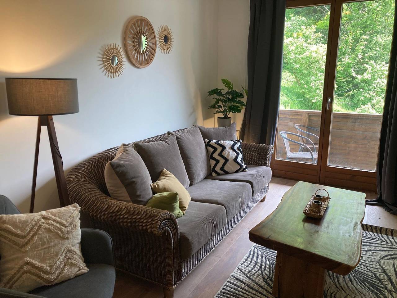 Ganze Ferienwohnung, Wohnung mit Balkon und 2 Schlafzimmer in Feld am See, Klagenfurt-Villach