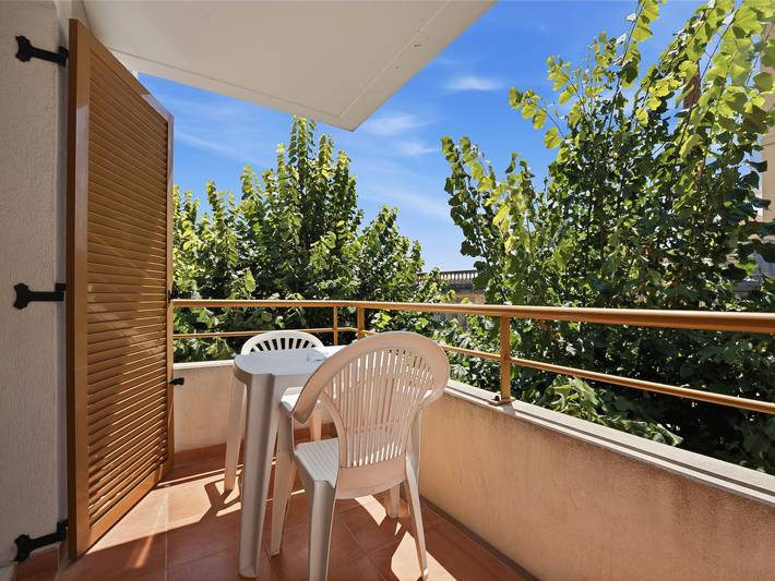 Studio pour 2 personnes, avec balcon et piscine - 1