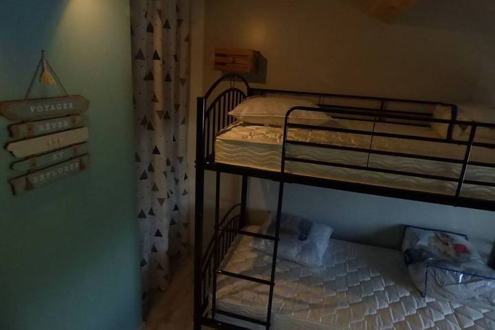 Location de vacances pour 6 personnes, avec piscine ainsi que jardin et balcon à Payzac (Ardèche) - 4