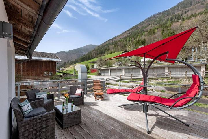 Ferienwohnung für 6 Personen, mit Whirlpool und Sauna sowie Terrasse in Thiersee
