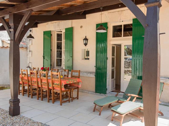 Location de vacances pour 10 personnes, avec Jardin et Piscine en Charente - 3
