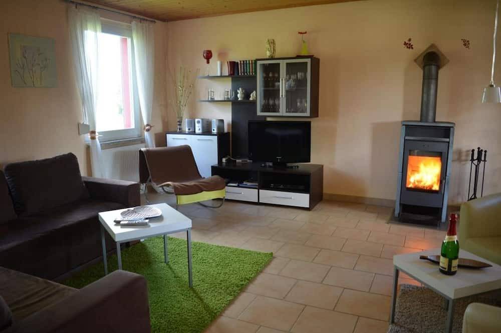 House 1 in Strasen - Vacation Home in Strasen in Strasen, Wesenberg