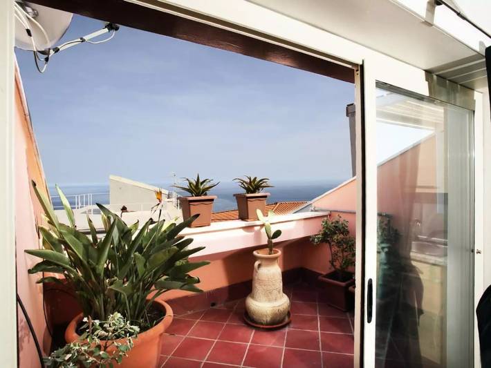 Ferienwohnung für 6 Personen, mit Balkon und Terrasse in Taormina - 4