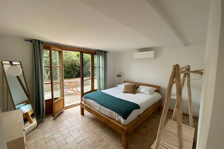 Location de vacances pour 8 personnes, avec balcon et jardin à La Môle - 4