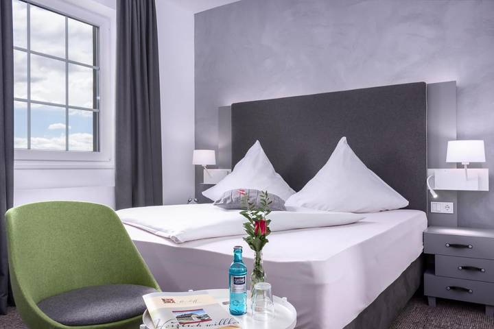 Hotel für 2 Personen, mit Terrasse und Garten in Finnentrop
