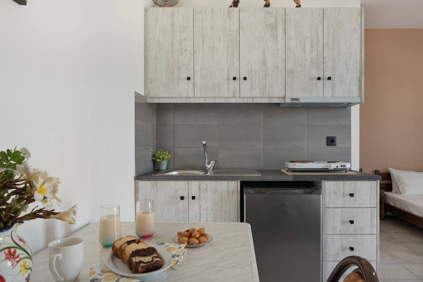 Hel enrumslägenhet, Studio Apartment 'Frantzis 2' with Sea View, Wi-Fi and Air Conditioning in Pali, Nisyros