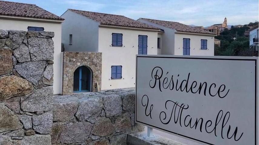 Appart’hôtel pour 6 personnes, avec piscine ainsi que vue et jardin