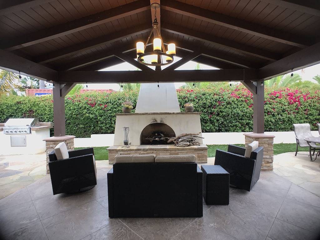 Gorgeous Detached Custom Craftsman Home - Walk to Beach! in Encinitas, San Diego County