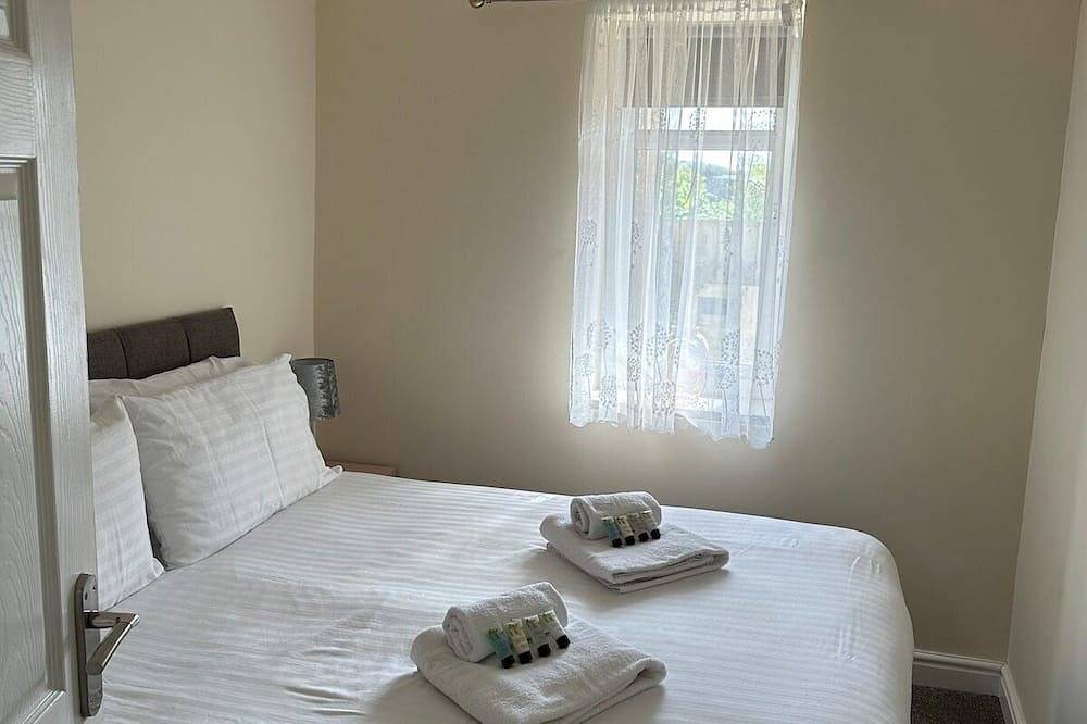 Ganze Wohnung, Apartment-Eigenes Badezimmer-Business-Stadtblick in Stroud, Gloucestershire