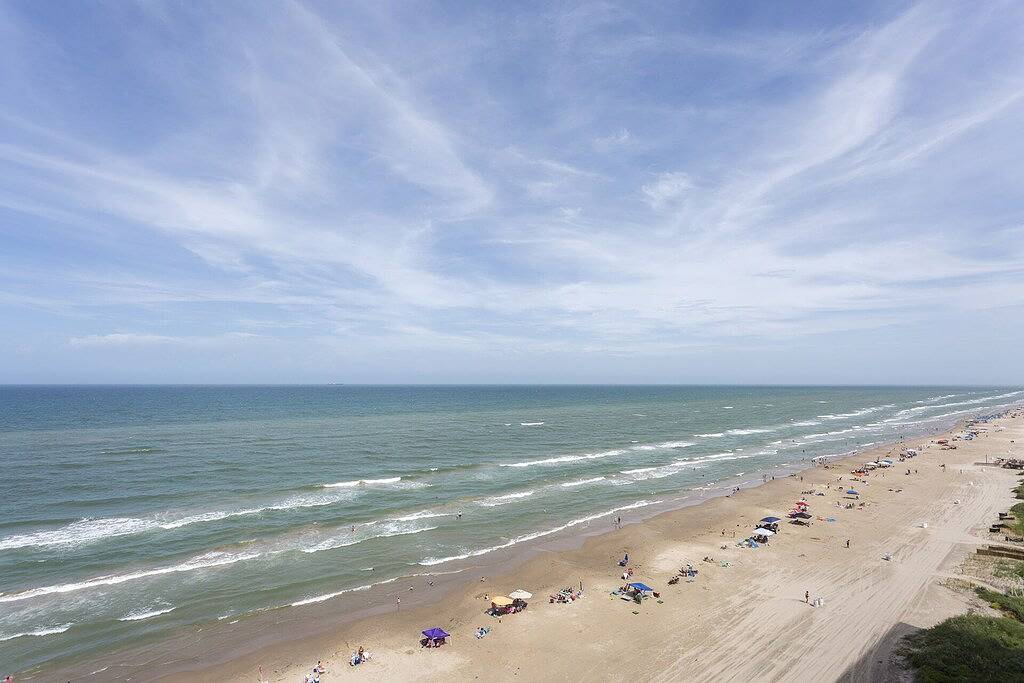 Ganze Wohnung, Inverness 1101 - Beautiful furnishings;Beach view;3rd-floor pool in South Padre Island, Laguna Madre