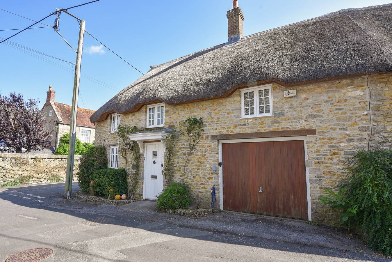 Stable Cottage in Burton Bradstock, Dorset