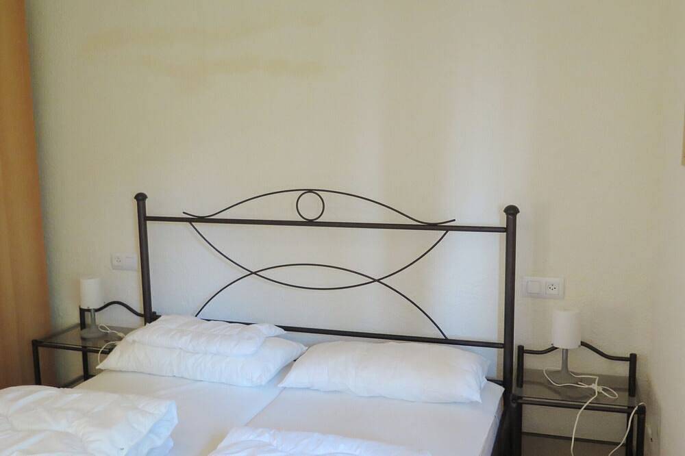 Ganze Wohnung, Schöne und gepflegte Wohnung mit Privat-Pool und wunderschöne Aussicht in El Mas Fumats, Roses