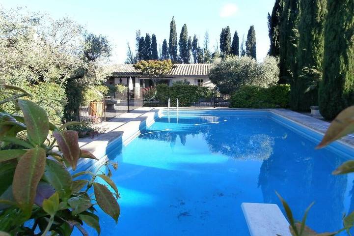 Gîte pour 3 personnes, avec Terrasse et Jardin à Saint-Andiol