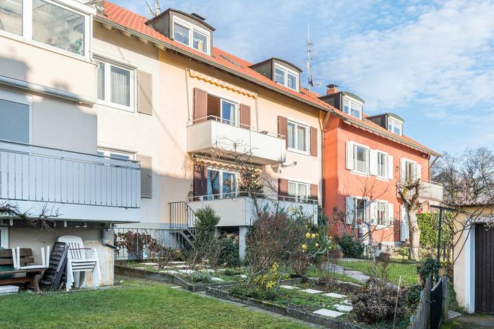 Ganze Wohnung, Ferienwohnung 'Birne' mit Seeblick, Gemeinschaftsgarten und Wlan in Meersburg, Region Bodensee-Oberschwaben