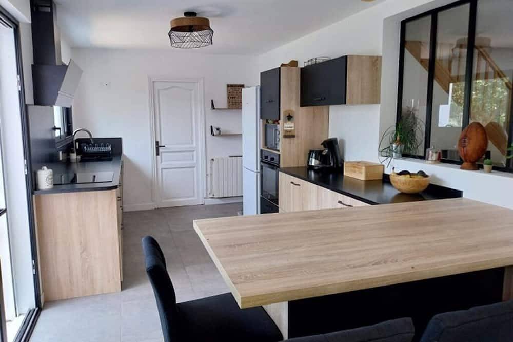 House 150m² - 4 bedrooms in Urrugne, Bayonne regio