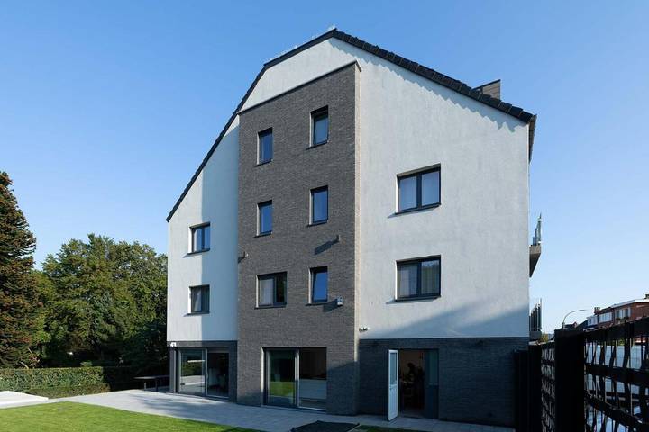 Chambre d’hôte pour 2 personnes, avec Terrasse et Jardin ainsi que Piscine et Vue à Halle (Flandre)